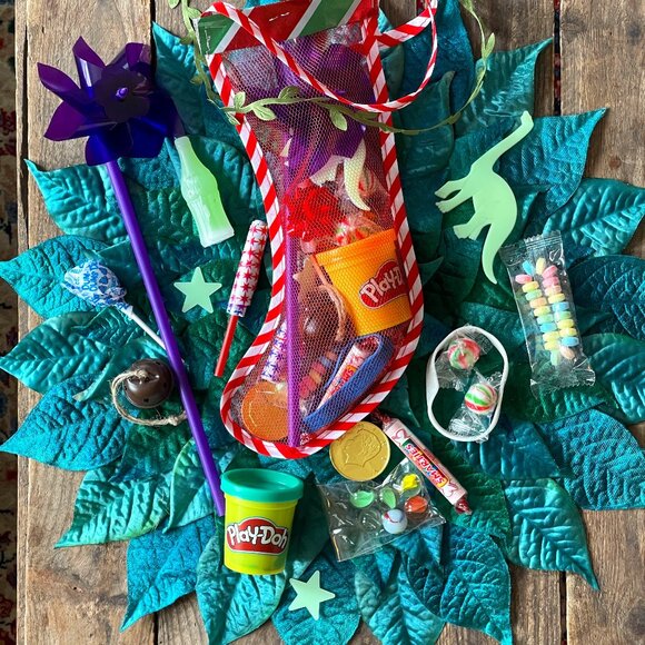 SALE! Retro- Old Time Christmas/Holiday Stockings! - Picture 2 of 15